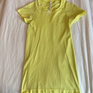 Lululemon Athletica Bright highlighter Yellow Swiftly tech short sleeve